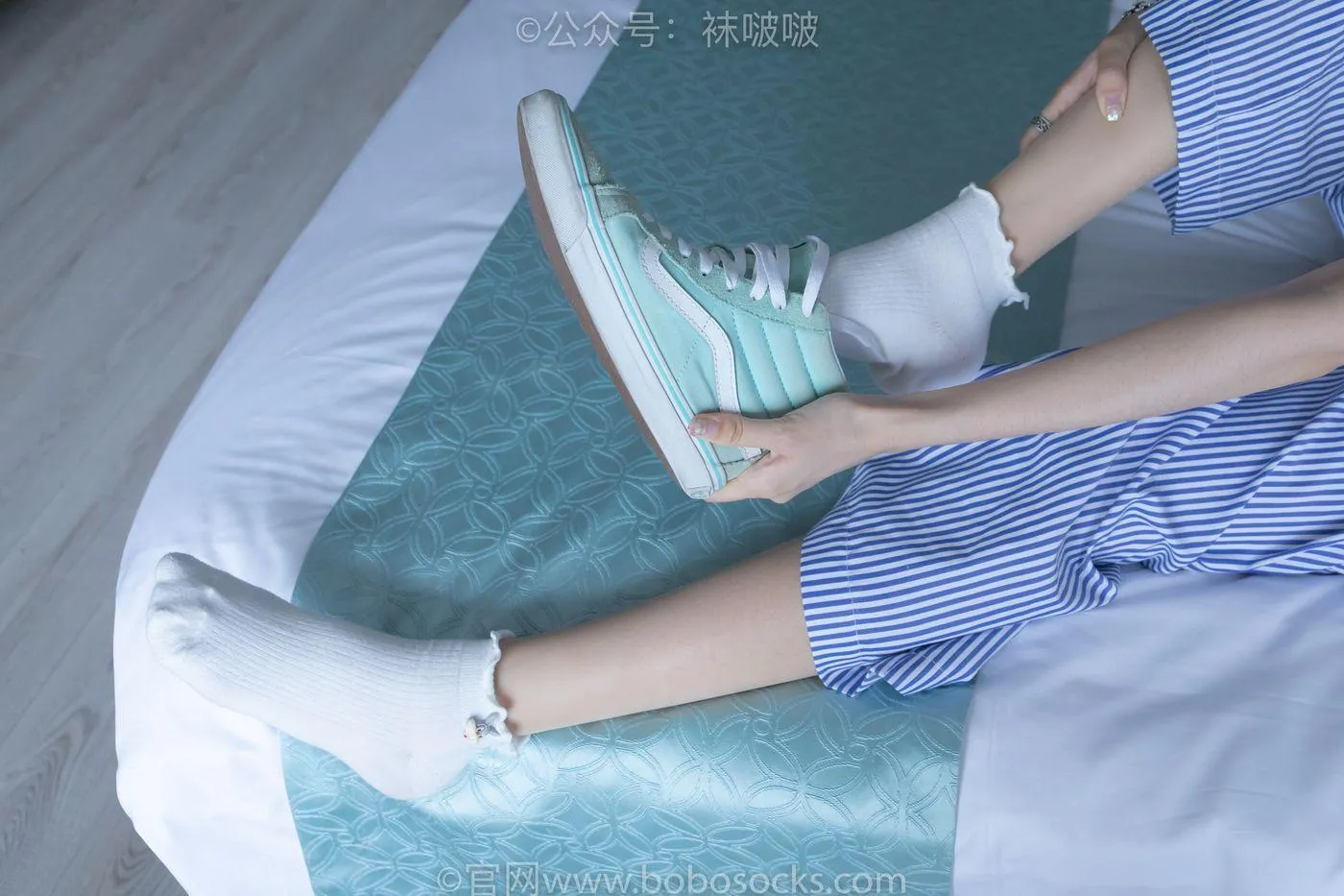 [BoBoSocks袜啵啵]NO.027 稚予- vans、白色棉袜、肉丝 [136P]插图4